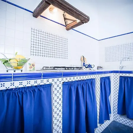 La Marina Apartment *