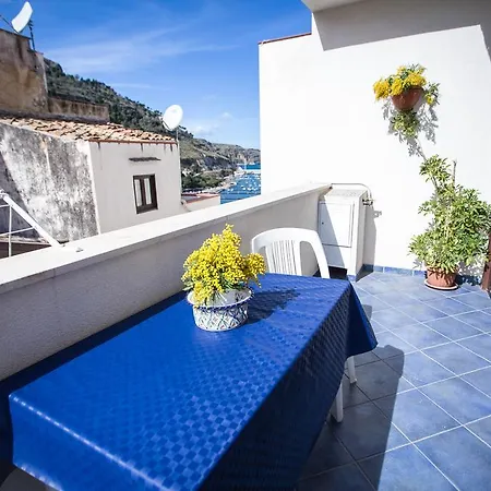 Apartment La Marina